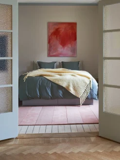 Layered Alfombra artesanal de lana de pelo corto Sicilian Stripe