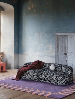 Layered Alfombra artesanal de lana de pelo largo Tekla Frame