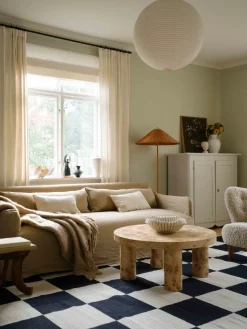 Layered Alfombra artesanal de yute de pelo corto Chess Flatweave