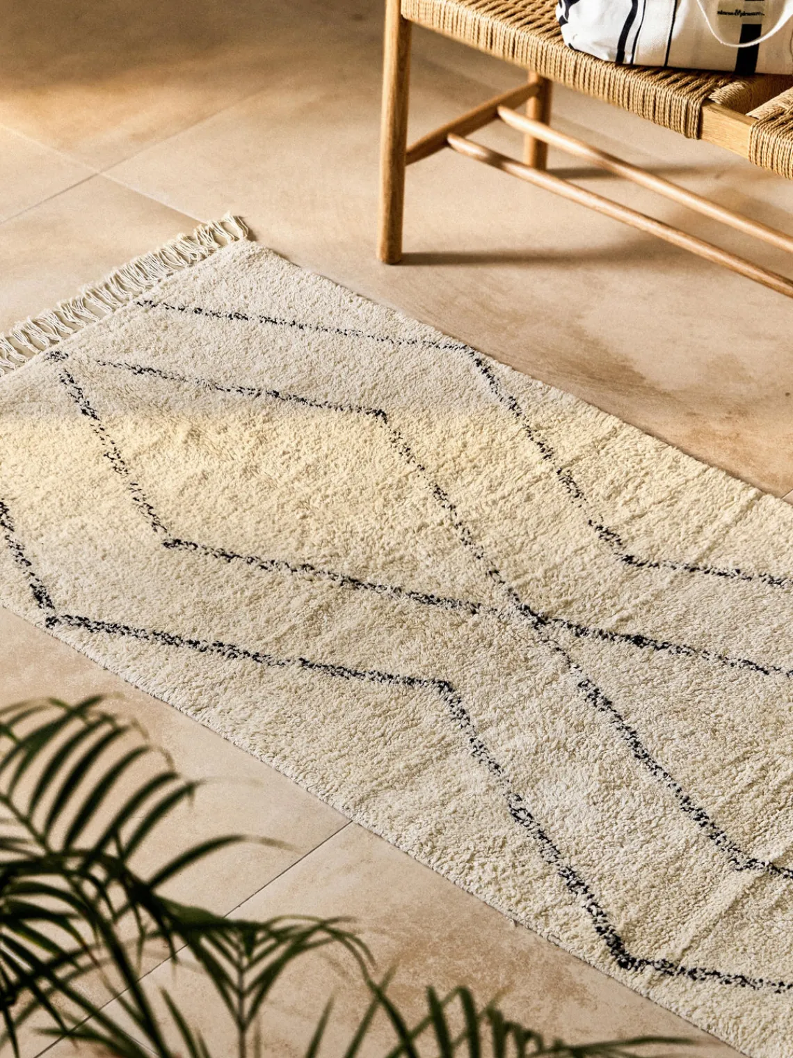 Westwing Collection Alfombra corredor artesanal de algodón con diseño de rombos y flecos Bina