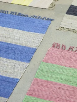 Bongusta Alfombra corredor artesanal de pelo corto con borlas Chindi, tamaños diferentes