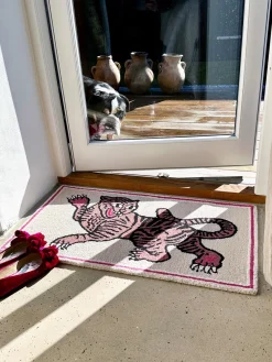 Bongusta Alfombra de lana artesanal Pink Tiger