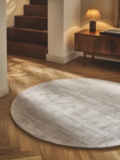 Westwing Collection Alfombra redonda artesanal de viscosa Jane