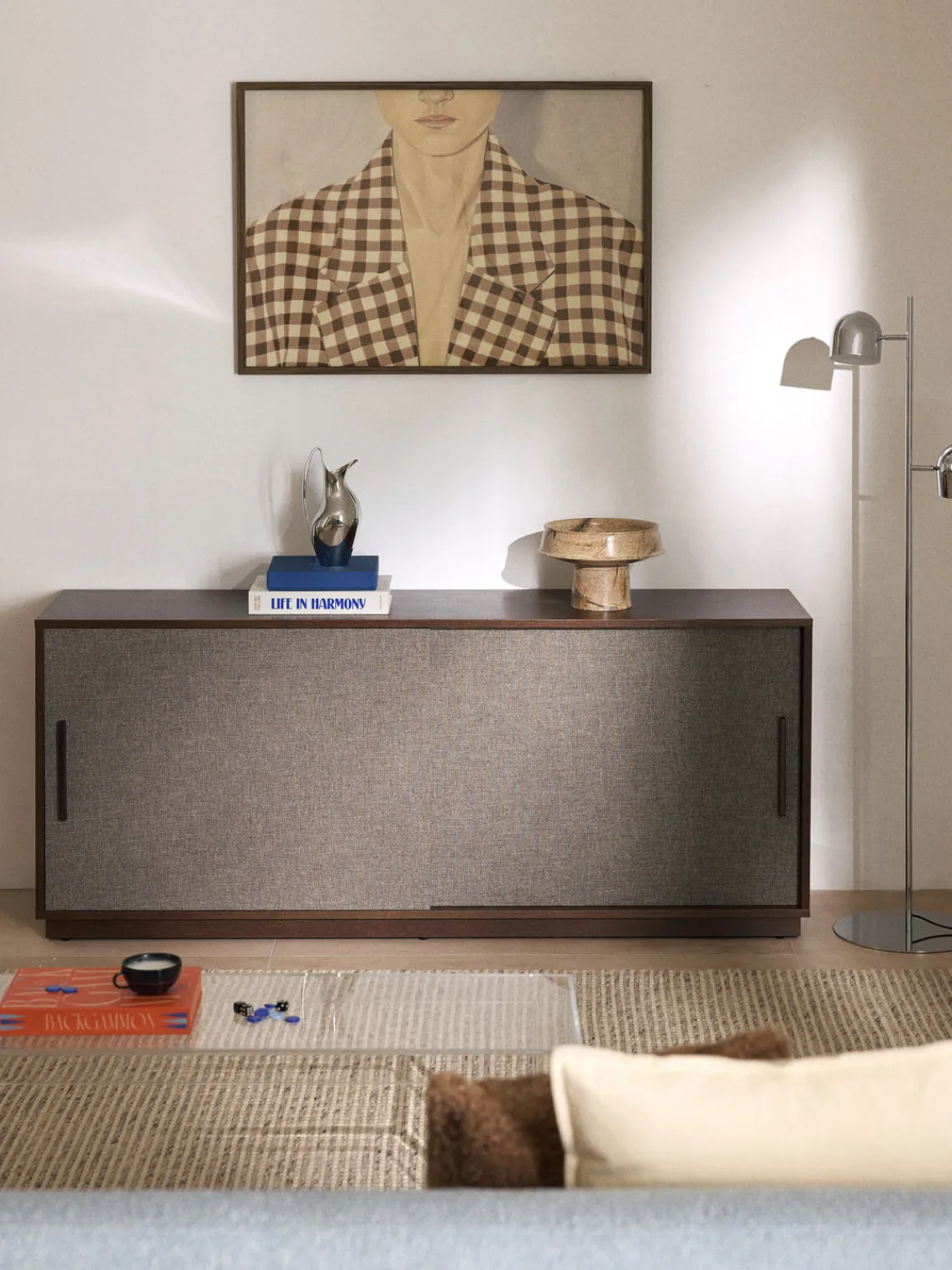 Westwing Collection Aparador de madera con frente tapizado Wisp