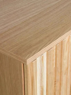 Aparador de con frente acanalado Avourio