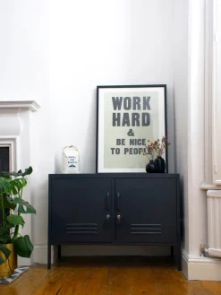 Mustard Made Aparador de metal The Lowdown^Niños Armarios Infantiles|Aparadores