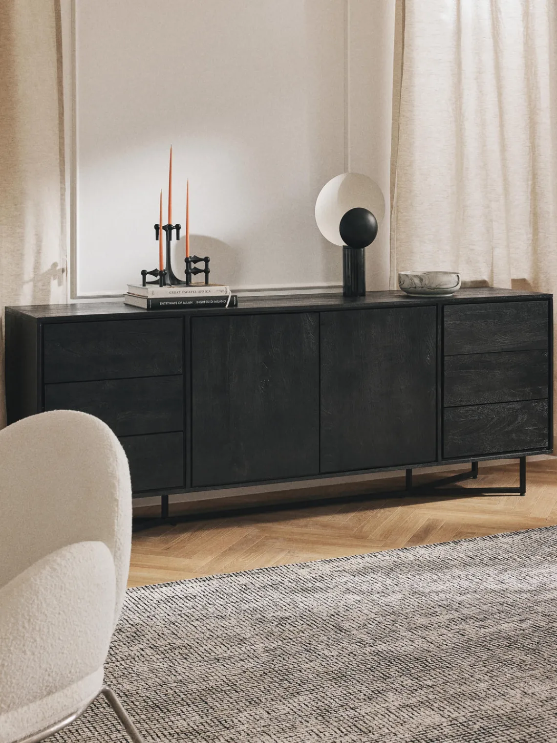 Westwing Collection Aparador grande de madera de mango Luca
