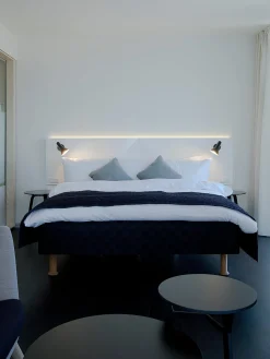 Louis Poulsen Aplique AJ