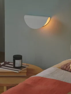 Aplique con enchufe Model 2110