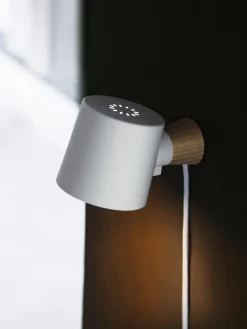 Normann Copenhagen Aplique con enchufe Rise