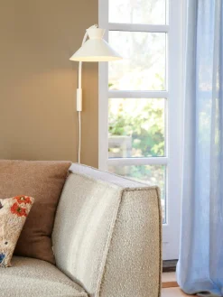 Aplique Dial, con enchufe