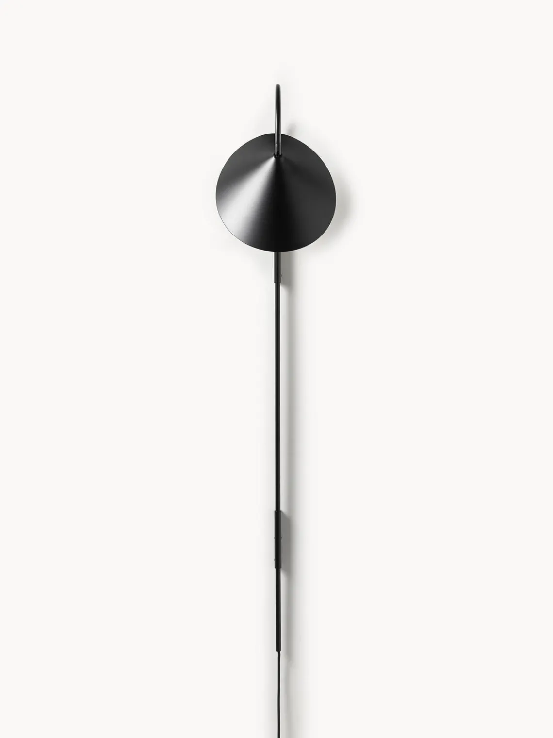 Ferm Living Aplique grande ajustable con enchufe Arum