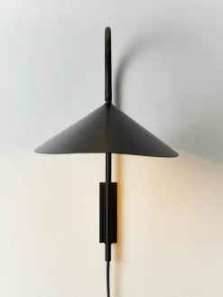 Ferm Living Aplique grande ajustable con enchufe Arum^ Apliques|Lámparas De Techo