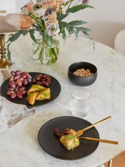 Bloomingville Bajoplato Neri