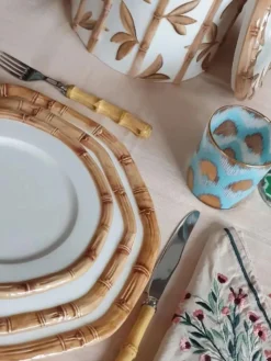 Les Ottomans Bajoplato pintado a mano Bamboo