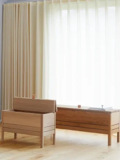 Form & Refine Banco de con espacio de almacenaje A Line