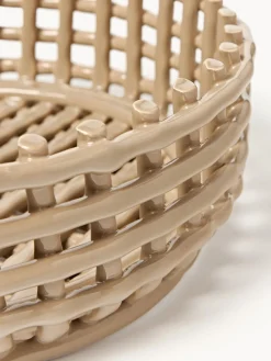Ferm Living Bol decorativo artesanal de cerámica Centrepiece