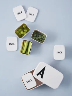 DESIGN LETTERS Caja Snack