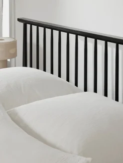 Westwing Collection Cama de madera de pino con cabecero Windsor