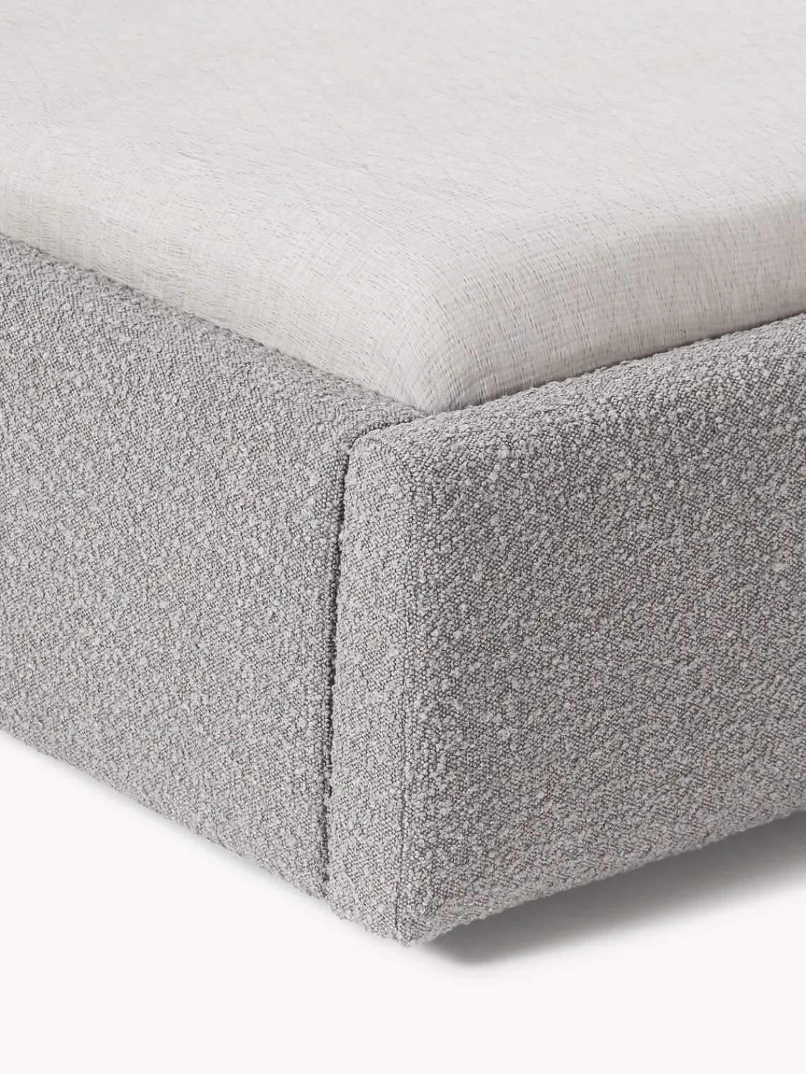 Westwing Collection Cama tapizada en tejido bouclé Cloud