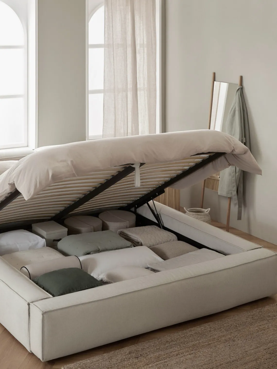 Westwing Collection Cama tapizada Lennon, con espacio de almacenamiento