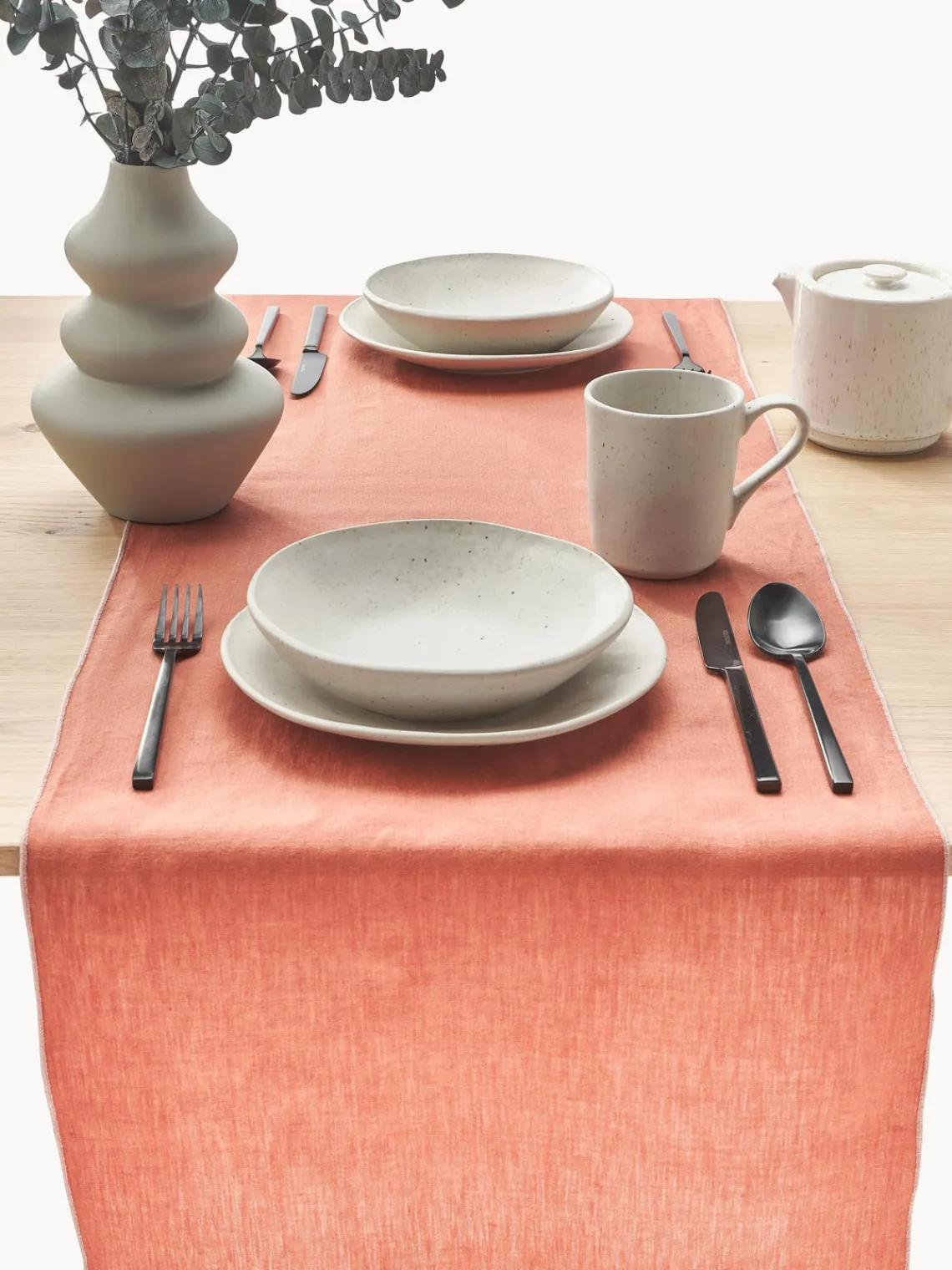 Westwing Collection Camino de mesa de lino con ribete Kennedy