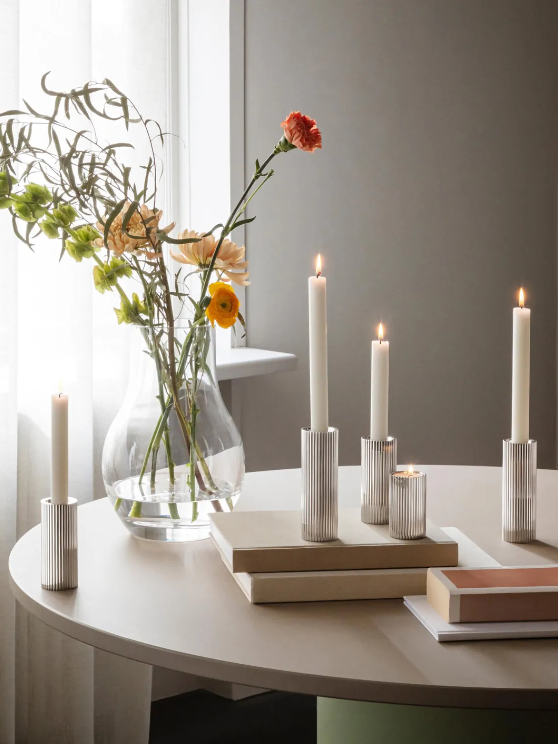 GEORG JENSEN Candelabro con relieves Bernadotte, 11 cm