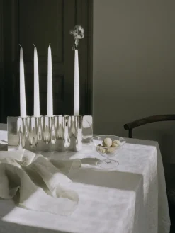 New Works Candelabro de acero inoxidable Ripply