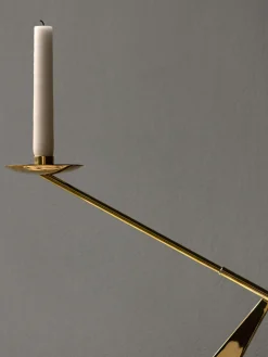 Audo Copenhagen Candelabro de metal de diseño Interconnect^ Candelabros|Jarrones