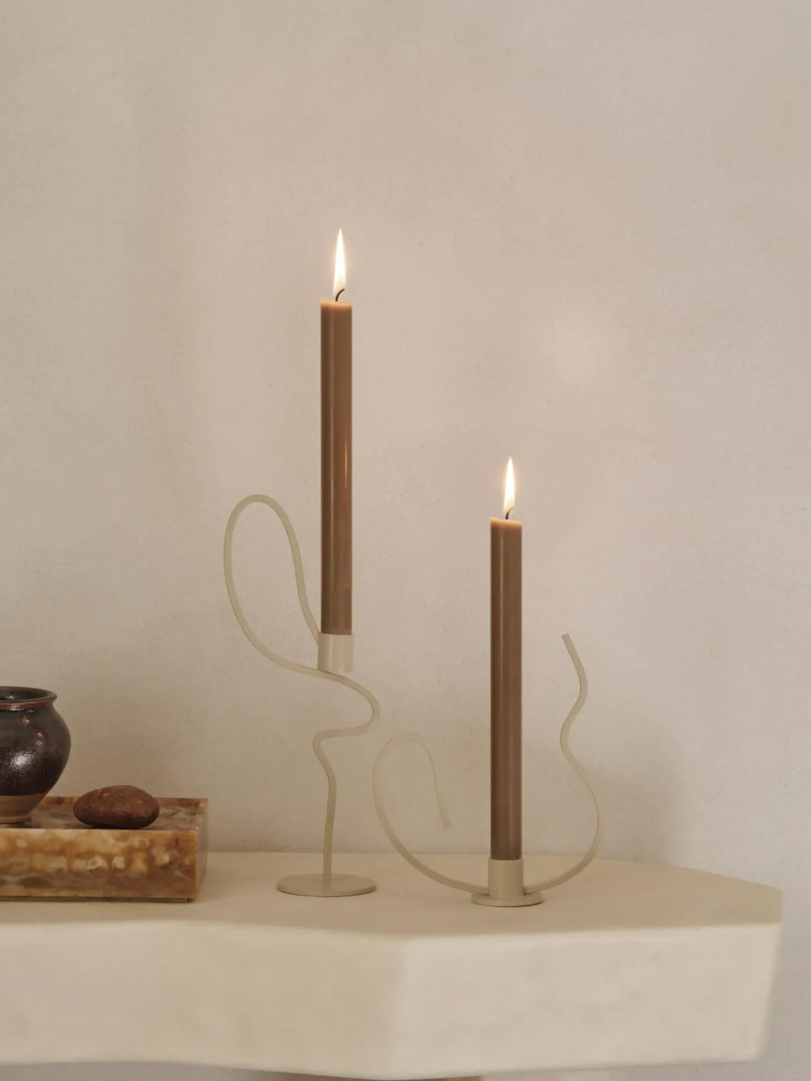 Ferm Living Candelabro de metal Valse^ Candelabros|Jarrones