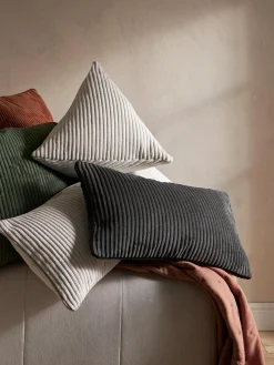 Westwing Collection Cojín alargado de pana Kylen^ Mantas|Cojines Decorativos