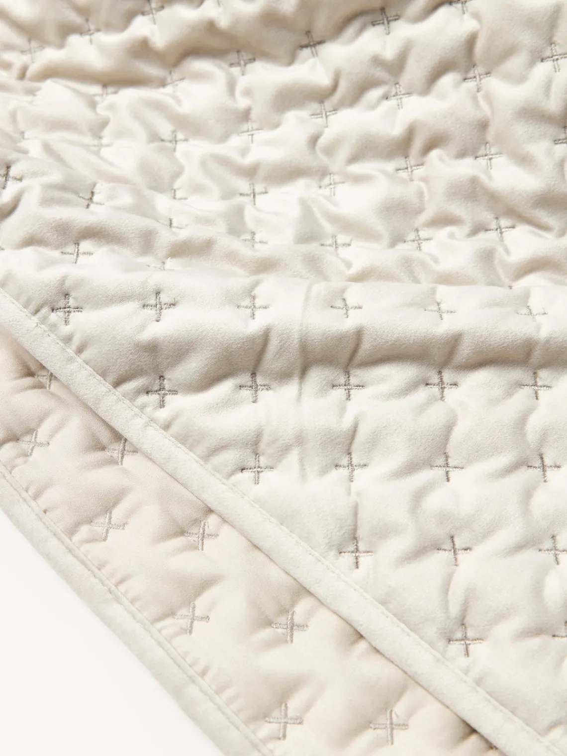 Westwing Collection Colcha de terciopelo acolchada Riko^ Colchas|Mantas