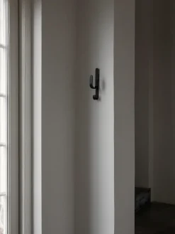 Cooee Design Colgador de madera de roble Woody