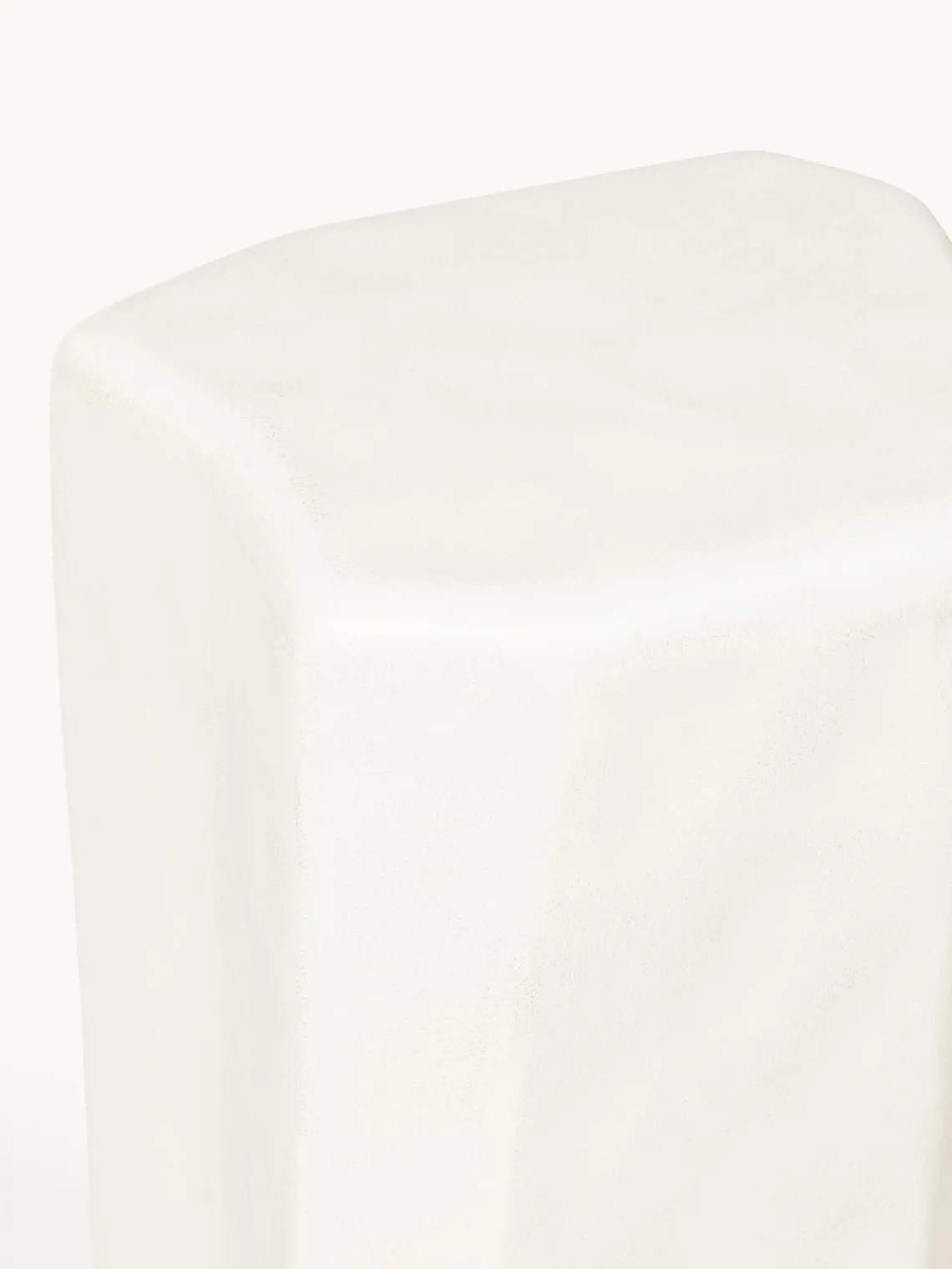 Ferm Living Columna decorativa de hormigón Staffa