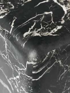 POLSPOTTEN Columna decorativa en aspecto mármol Look^ Mesas Auxiliares