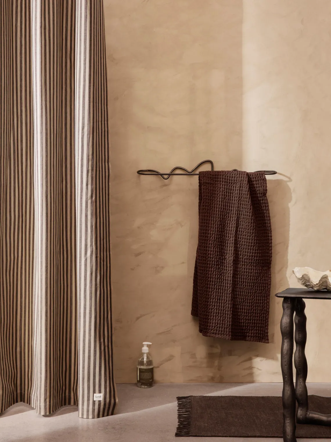 Ferm Living Cortina de baño de algodón ecológico repelente al agua Chambray^ Mantas