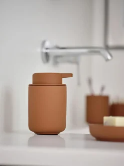 Zone Denmark Dosificador de jabón con superficie suave al tacto Ume^ Dispensador De Jabón Y Jaboneras|Jarrones