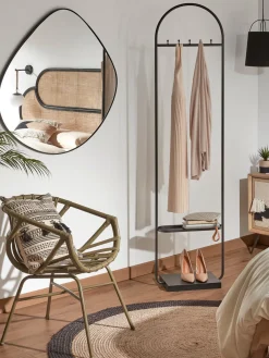 Espejo de pared de forma orgánica Anera