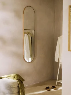 Westwing Collection Espejo ovalado de pie con marco de roble Avery^ Jarrones|Espejos De Cuerpo Entero