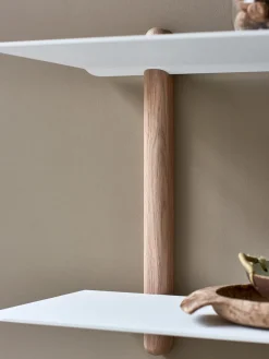 Gejst Estante de pared de madera de roble Nivo^ Estanterías De Pared