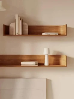 Estante de pared de madera Octavia