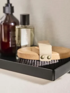 Oyoy Living Design Estante de pared de metal Bakku, 50 cm