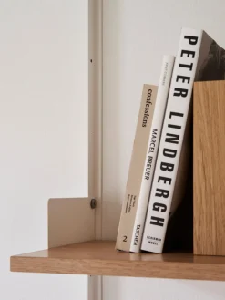 New Works Estante de pared^ Estanterías De Pared