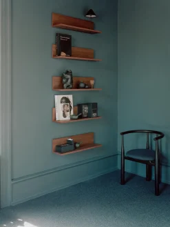 New Works Estante de pared Tana