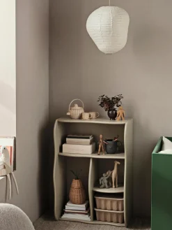 Ferm Living Kids Estantería de madera Slope^Niños Decoración Infantil|Estanterías Infantiles