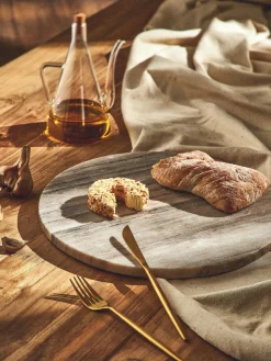 Westwing Collection Fuente decorativa de mármol Como