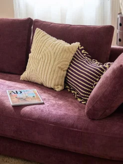 Westwing Collection Funda de cojín de punto a rayas con volantes Blaise