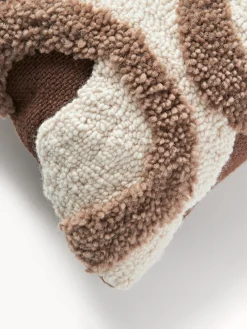 Westwing Collection Funda de cojín grande artesanal con tejido capitoné Jiri^ Mantas|Cojines Decorativos