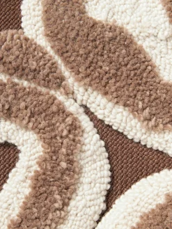 Westwing Collection Funda de cojín grande artesanal con tejido capitoné Jiri^ Mantas|Cojines Decorativos