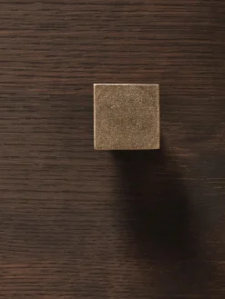 Ferm Living Gancho de pared de Square^ Percheros De Pared